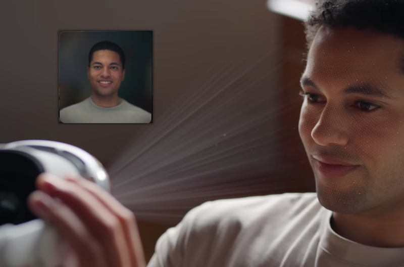 Mann scannt sein Gesicht mit der Apple Vision Pro ein